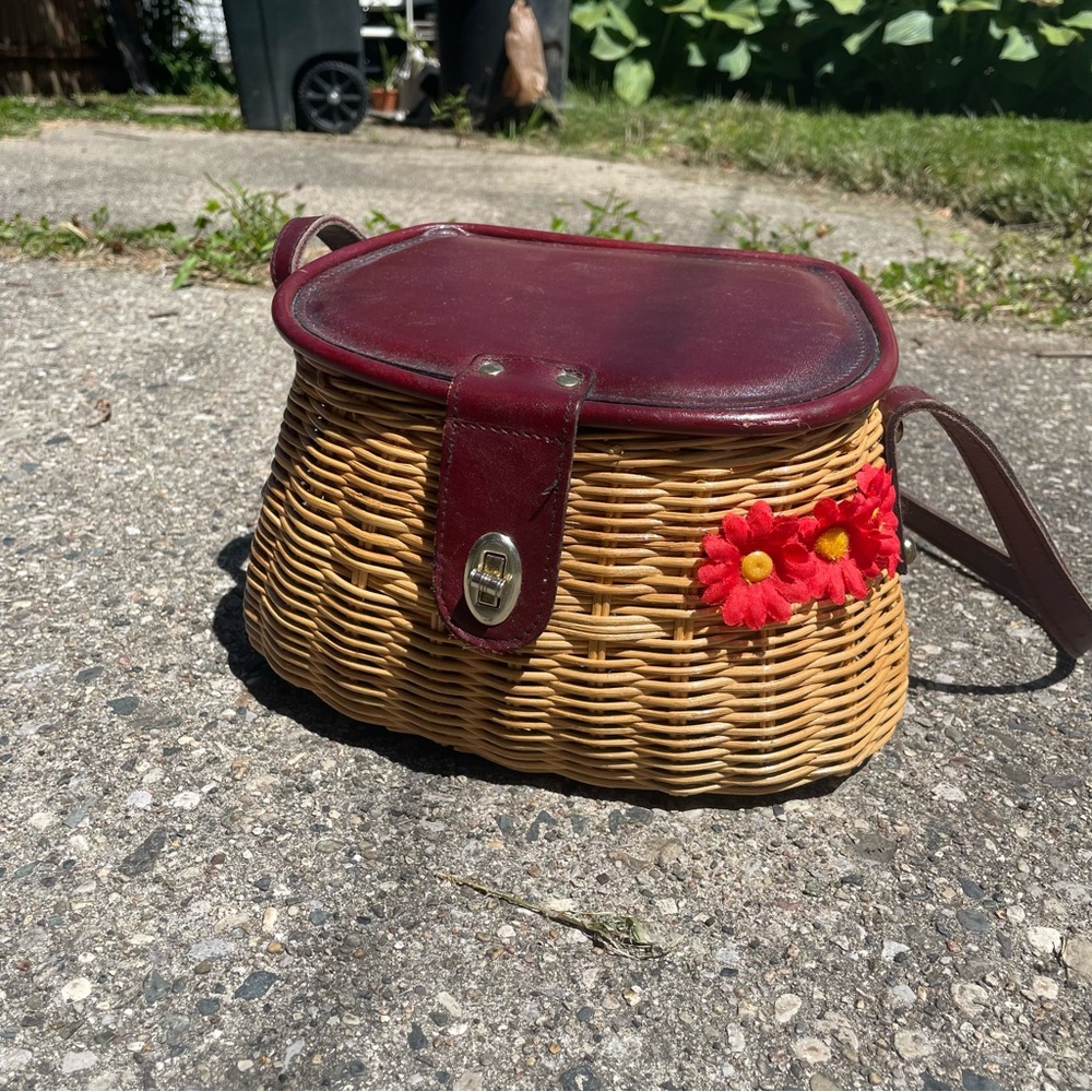 Brooks Brothers Basket purse